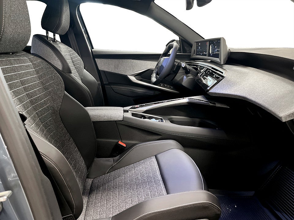 Bild på Peugeot 5008 Allure Hybrid - KAMPANJ! PRIVATLEASA FRÅN 24 MÅN
