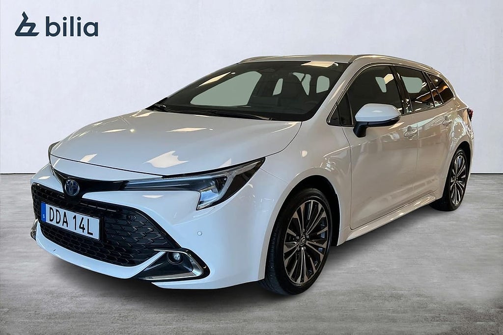 Toyota Corolla 1,8 Style Carplay Värmare Moms