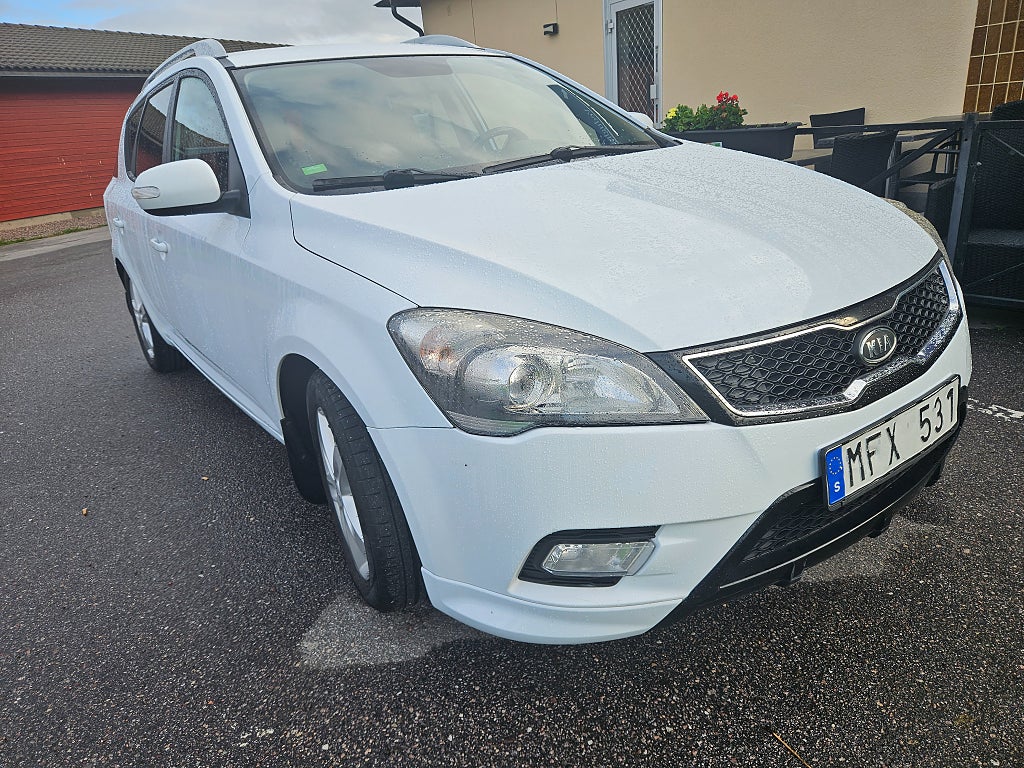 Kia Ceed cee'd_sw 1.6 CRDi ECO Euro 5