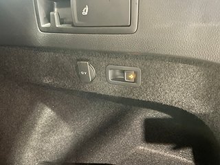 Kombi Volkswagen Passat 16 av 18