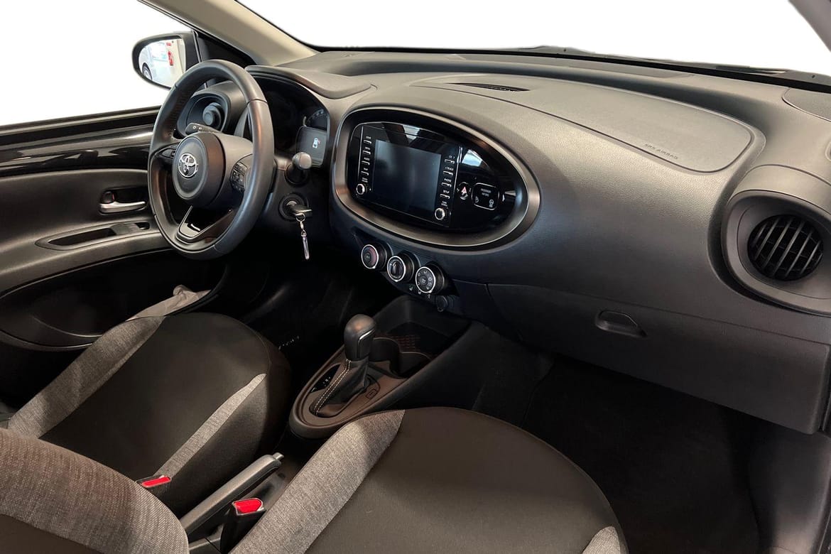 Toyota Aygo X 1,0 S-CVT PLAY 2023, kuva 6/49