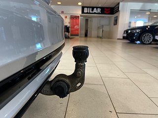 Volvo V60 PLUG-IN T6 AWD R-Design Drag/B-kamera/Mvärmare/S&V