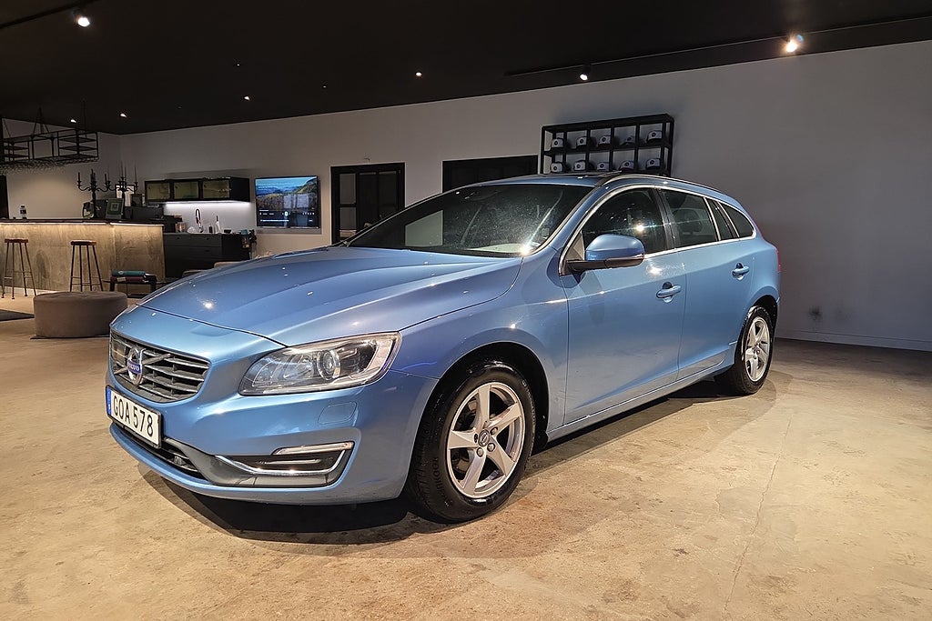 Volvo V60 D4 Geartronic Momentum 190hk Drag Värmare Taklucka