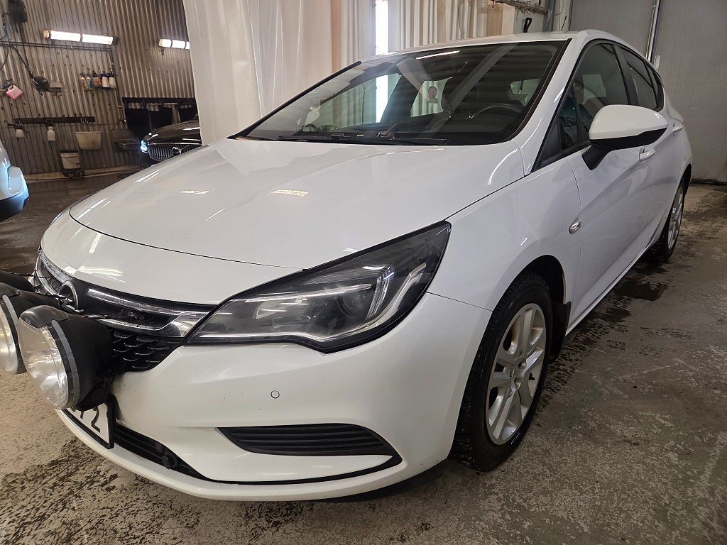 Opel Astra 1.6 CDTI Enjoy En Ägare Euro 6  1,95% Räntekamp.