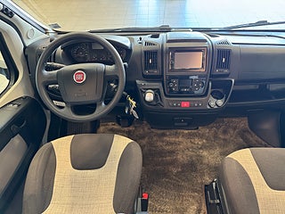 Husbil-halvintegrerad Dethleffs Trend T 7057 AUTOMAT 3 av 19