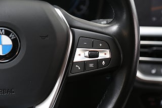 Kombi BMW 330e 17 av 28