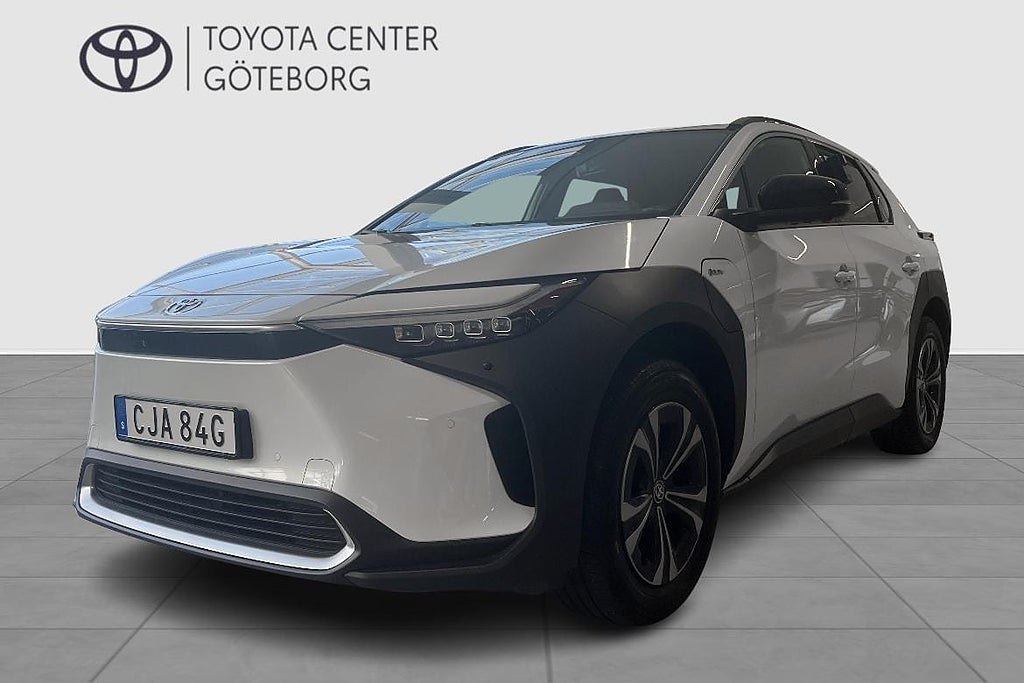 Toyota bZ4X AWD EXECUTIVE 18 DRAGKROK