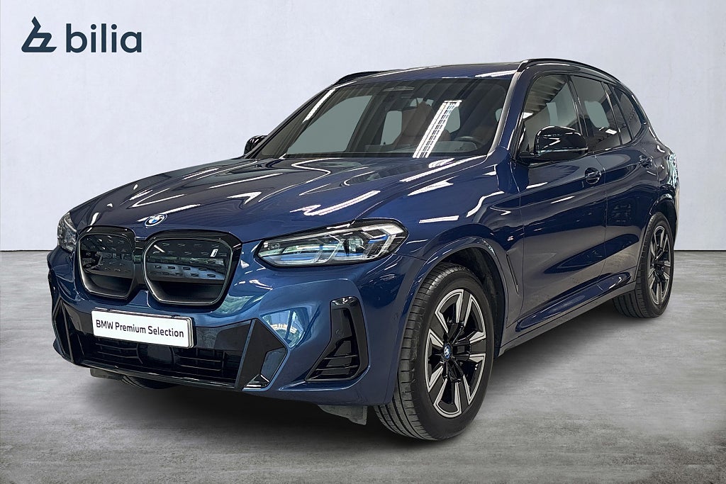 BMW iX3 | Charged | Aktiv farth. | Tonade rutor | Panorama 