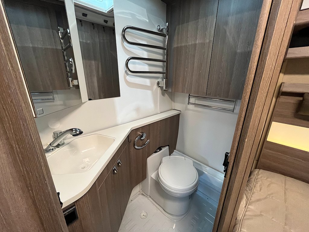 Kabe Royal 780 BGXL / Barnkammare / ALDE / Mover / Förtält - Kabe