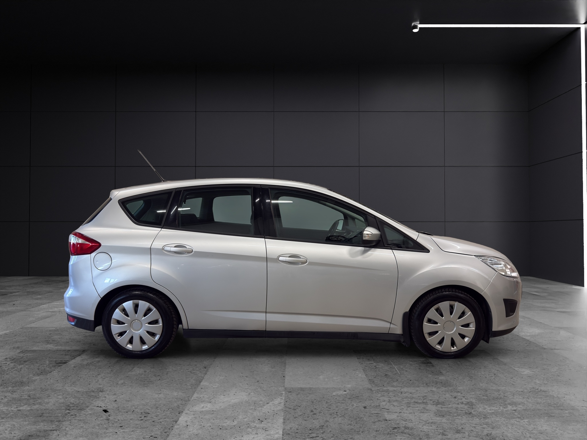 Ford C-Max 1.6 TDCi Trend 2012, kuva 7/10