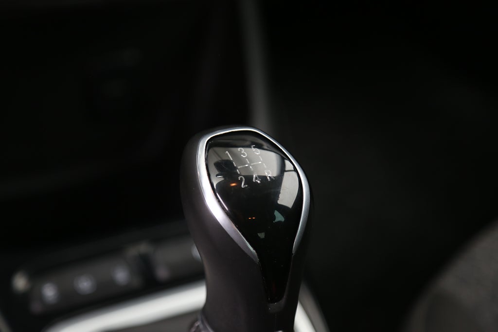 Opel Crossland X 1,2 Enjoy P-sensorer Motorvärmare 2019
