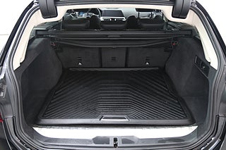 Kombi BMW 330e 26 av 28