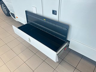 Husbil-halvintegrerad Kabe ROYAL X 780 LT 9 av 33