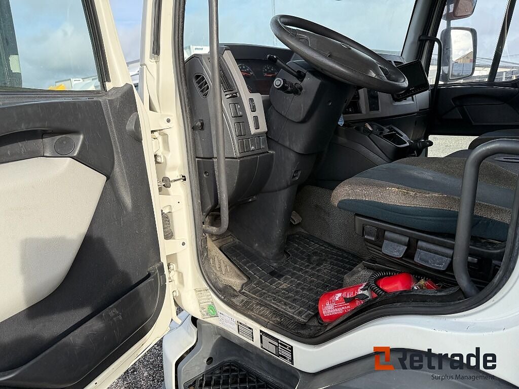 Volvo Trucks Skåpbil VOLVO FL 4X2 