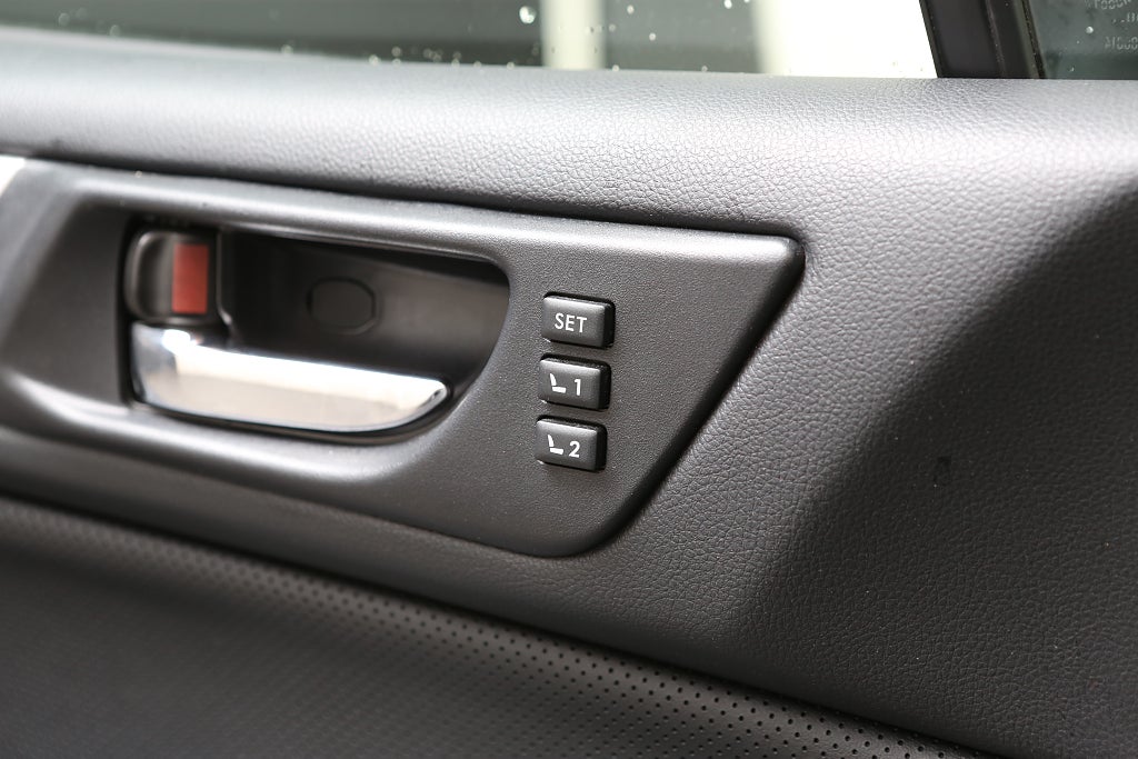 Subaru Outback 2,5i Ridge AWD Aut Skinn Bränslevärmare Drag 2018