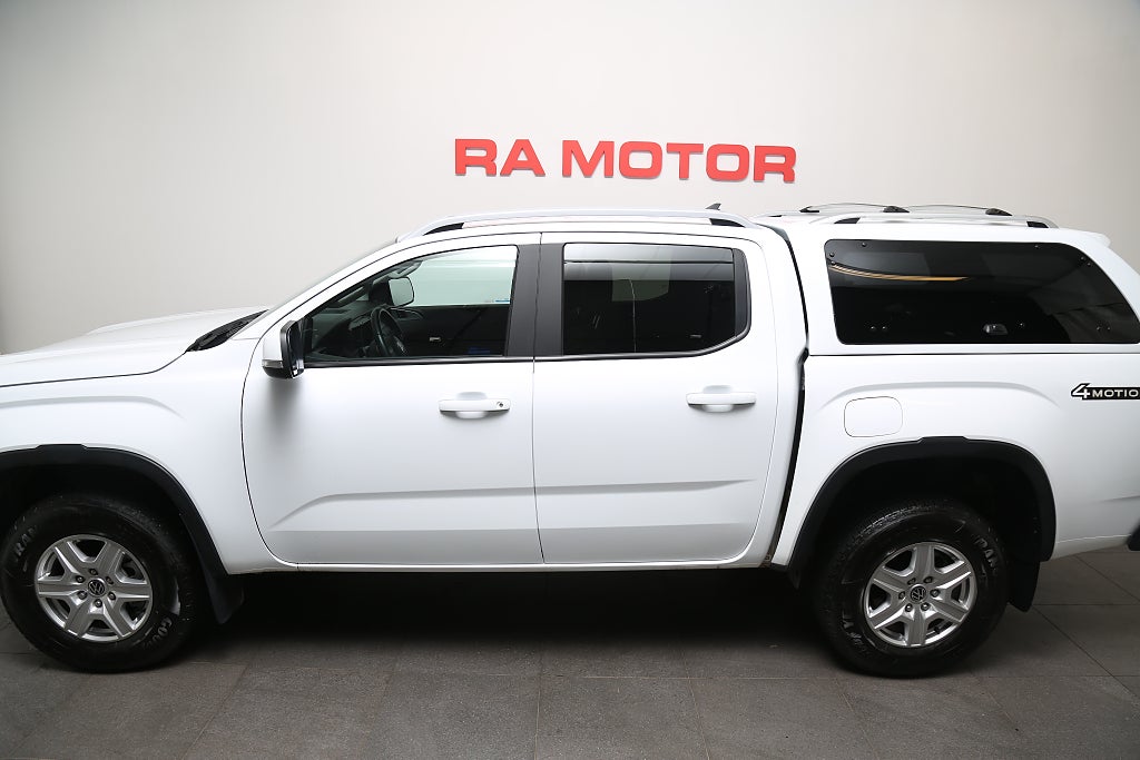 Volkswagen Amarok 2,0 TDI 4Motion Life DSG Flak Kåpa P-värme Drag Leasbar 2025