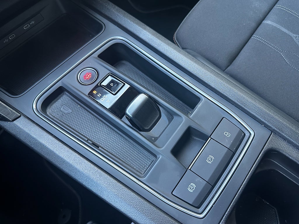 Cupra Leon Sportstourer / NY SERVAD / 12 MÅN GARANTI
