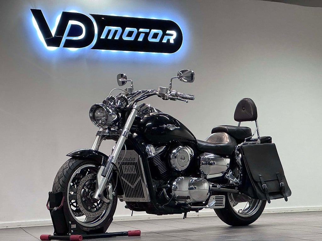 Suzuki Marauder VZ1600  V&H Hypercharger Mustang Kuryakyn *SE UTR*