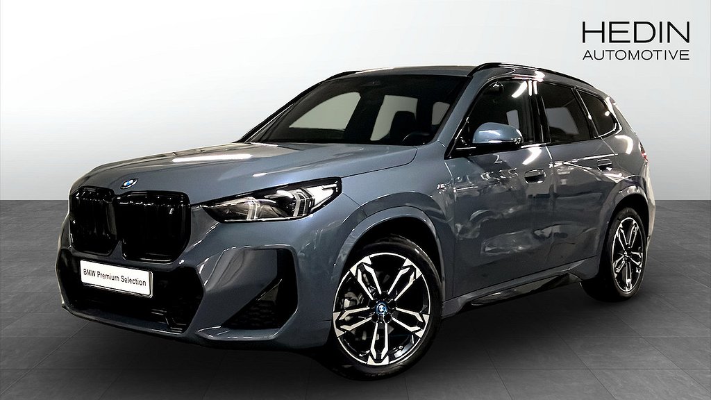 BMW iX1 xDrive30 / M-Sport / Harman & Kardon / Drag / Pano