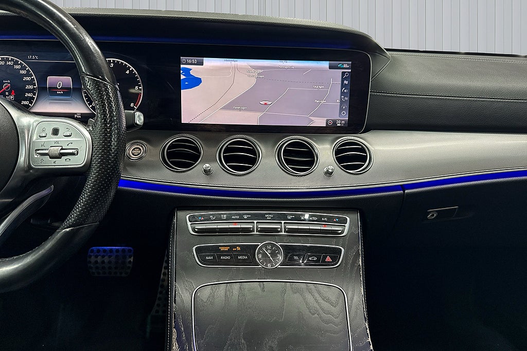 Mercedes-Benz E 2019 - miniatyr 11