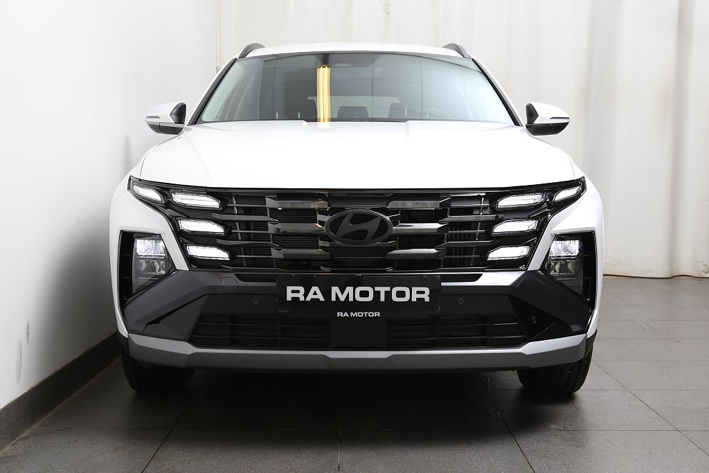 Hyundai Tucson Plug-In 4WD Essential V-hjul 30.000:- Rabatt