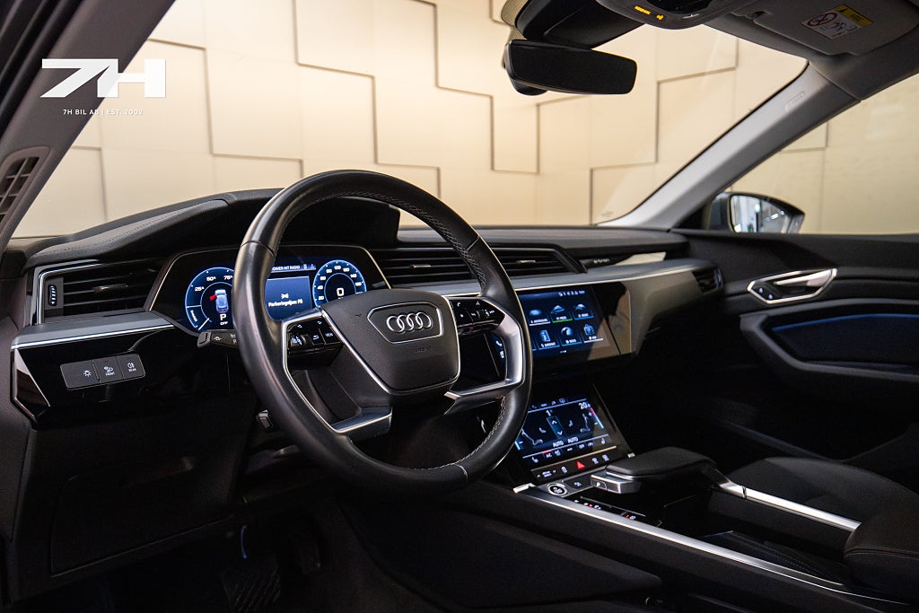 Audi q8-e-tron Q8 50 e-tron quattro / Drag / Luftfjädring / Backkamer