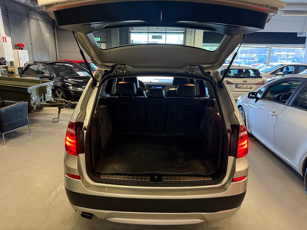 BMW X3 2011 - miniatyr 25