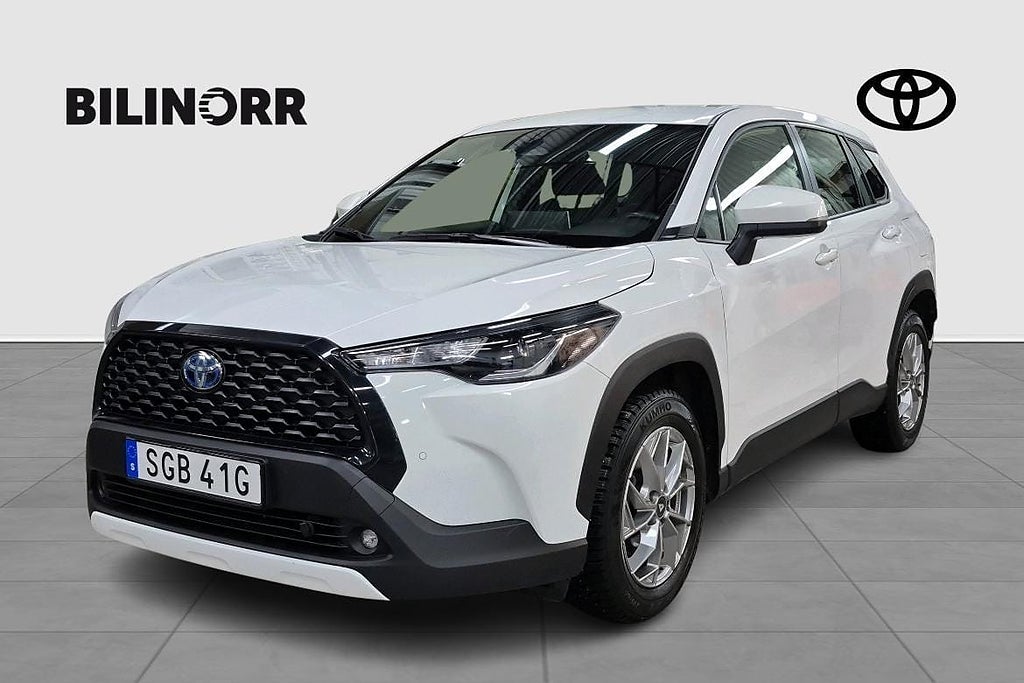 Toyota Corolla Cross 2,0 HYBRID AWD-I ACTIVE PLUS | VHJUL | MV |