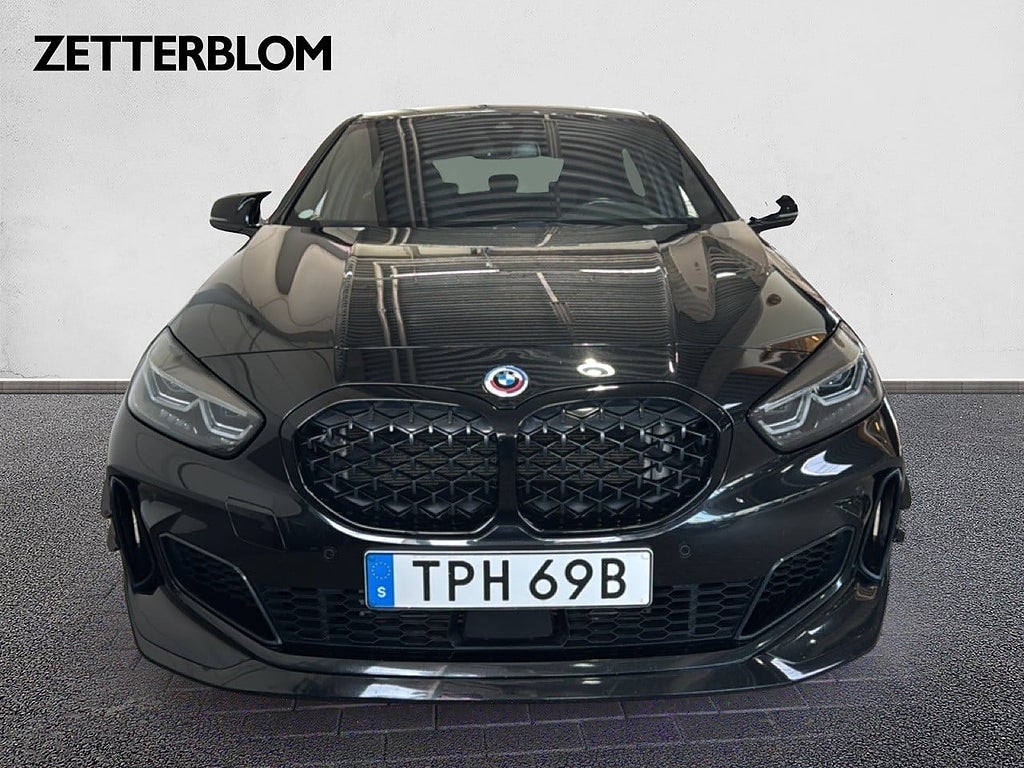 Halvkombi BMW M135i 5 av 23