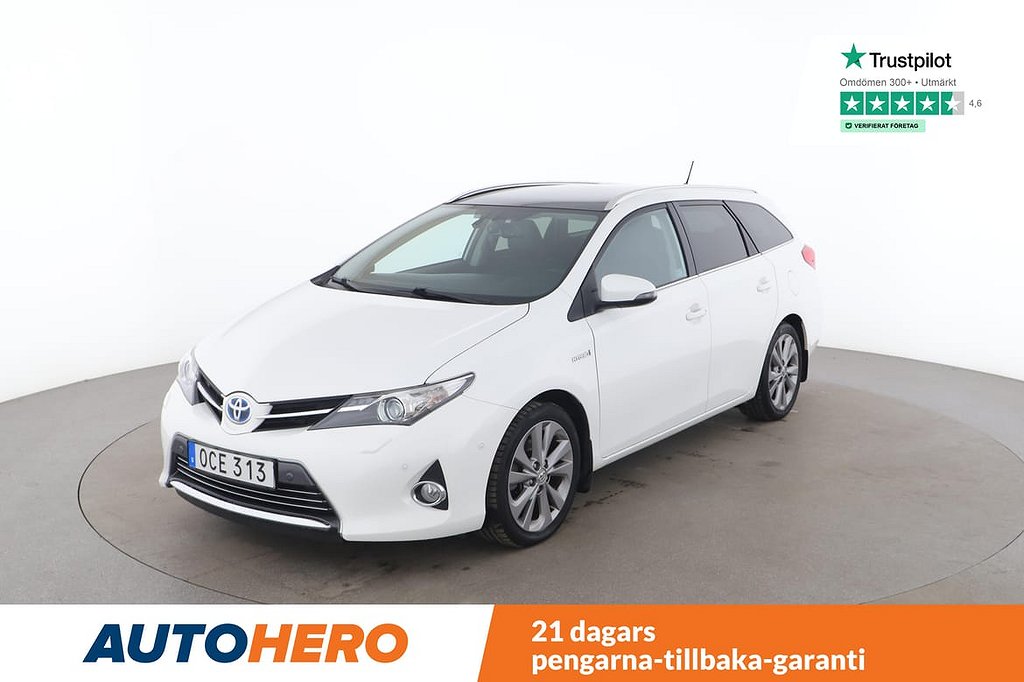 Toyota Auris Touring Sports Hybrid NYSERVAD, Backkamera, Panoramatak