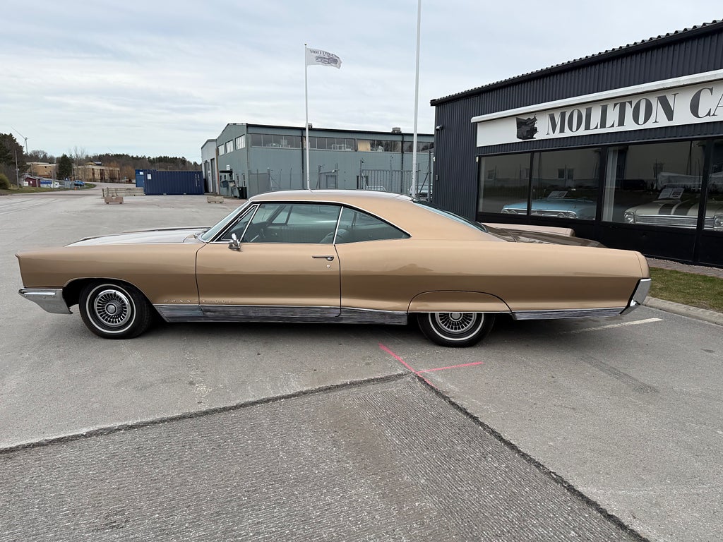 Pontiac Bonneville 2-dörrars Hardtop 6.4 V8
