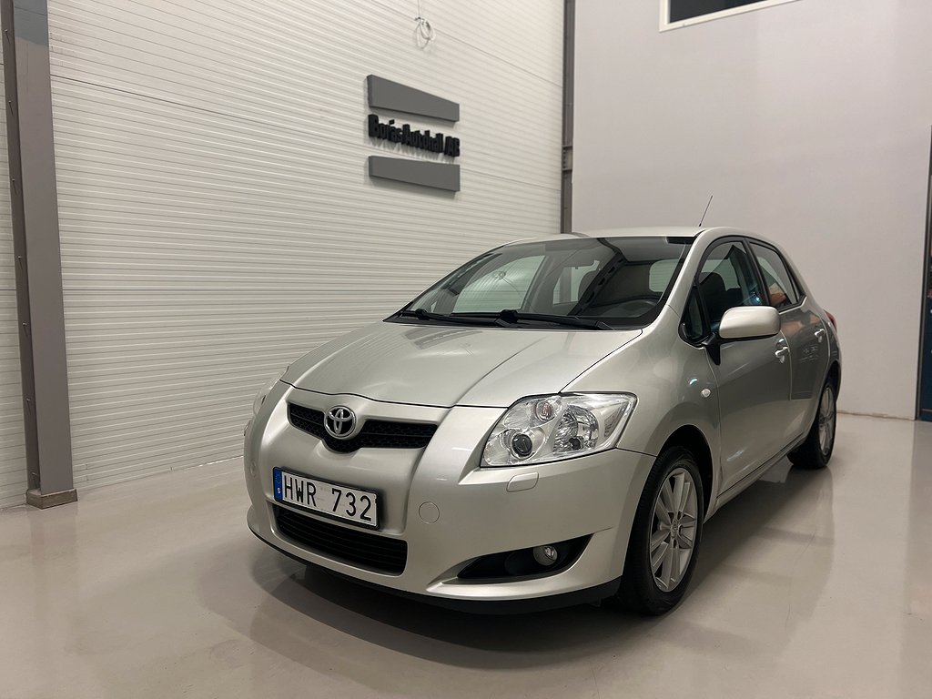 Toyota Auris 5-dörrar 1.6 Dual VVT-i Euro 4. RESERVERAD