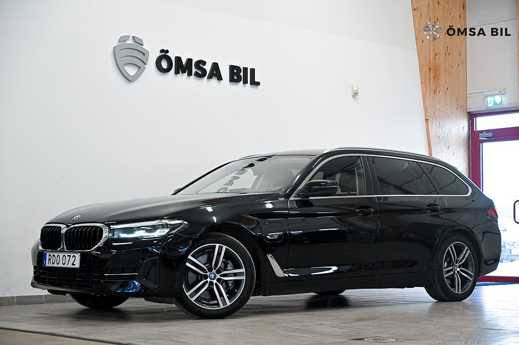 BMW 530e xDrive Navi B-Kamera CarPlay Drag 292hk