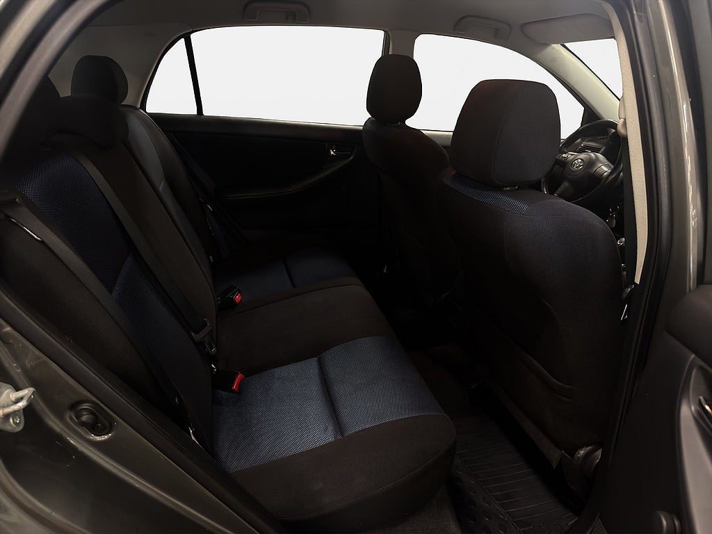 Toyota Corolla 5-dörrars 1.6, 3 brukare, AC, Värmare,