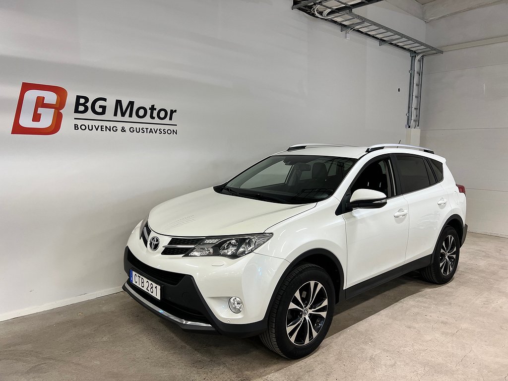 Toyota RAV4 2.0 4WD Multidrive S Executive Drag/B-Kamera/Nav