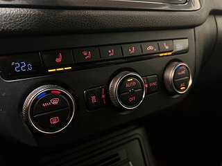 Volkswagen Tiguan 2.0 AWD R Line Kamera Pano Dvärm S/V-hjul