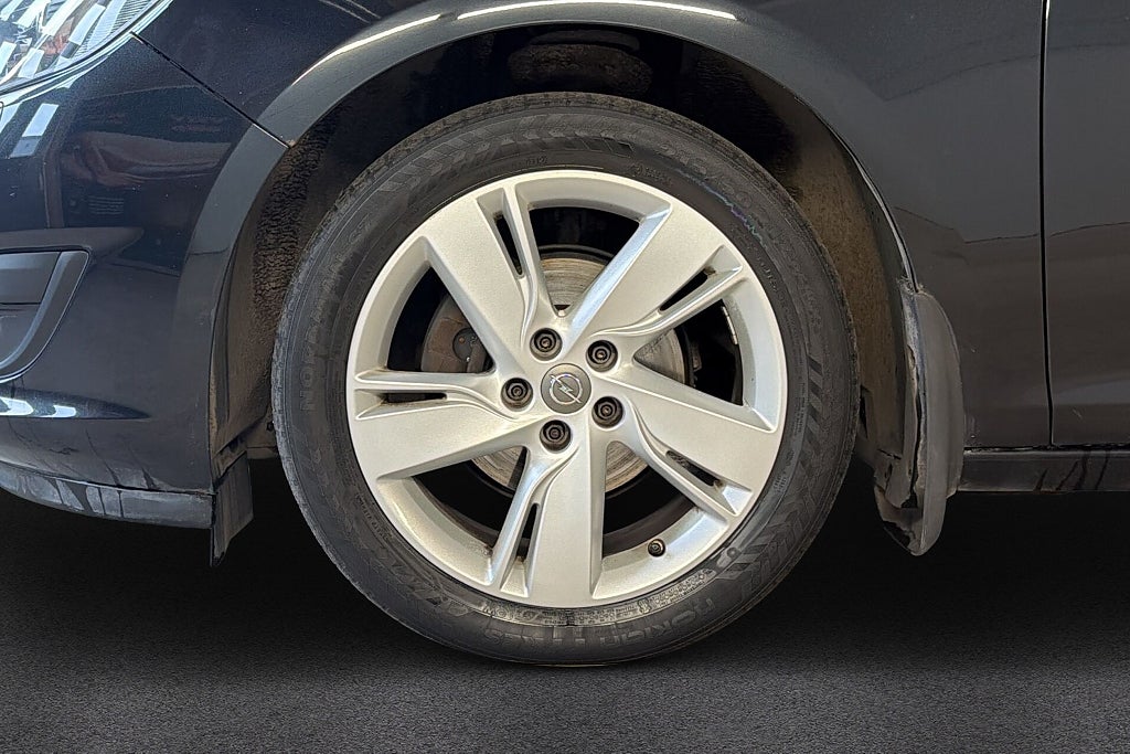 Opel Astra 1.4 Turbo Drive 1-Ägare Välservad 140HK Besiktigad