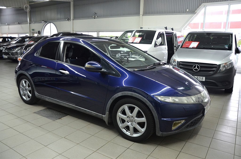 Honda Civic 5-dörrar 1.8 i-VTEC i-Shift, 140hk Sport