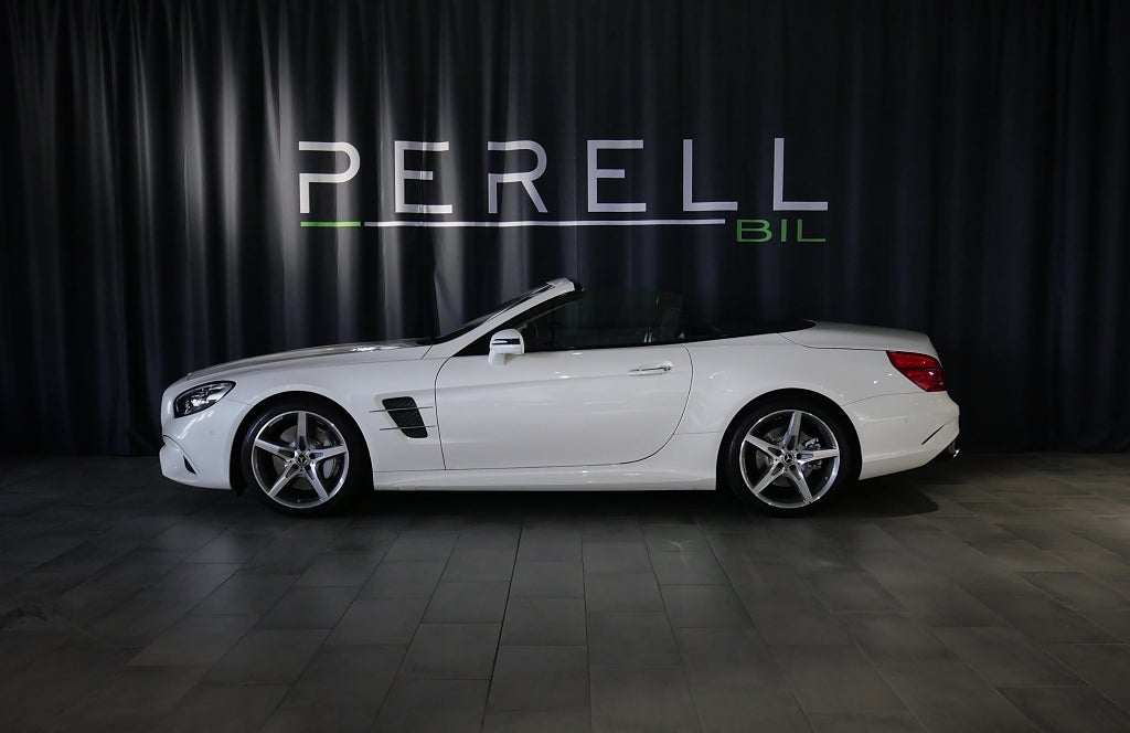Mercedes-Benz SL 400 Roadster Facelift 367hk AMG Line
