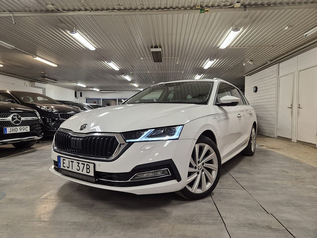 Skoda Octavia Kombi iV Style Värmare Plug-in Hybrid 
