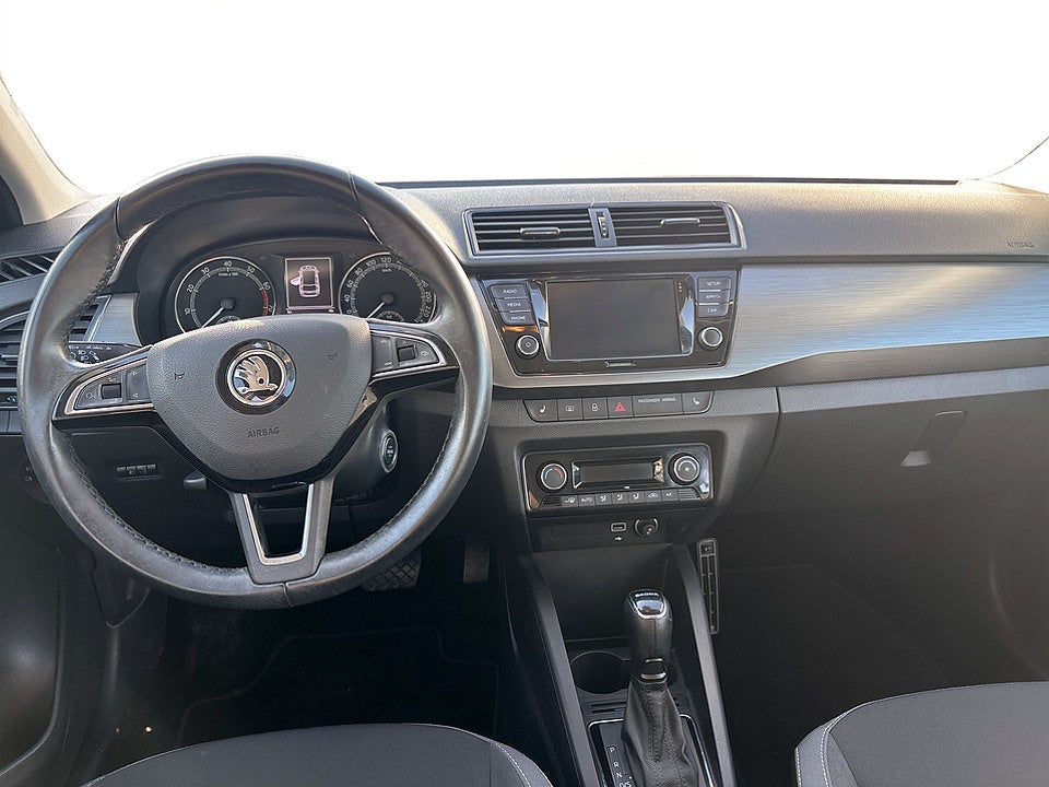 Bild på Skoda Fabia Kombi 1.0 TSI 110hk Aut BACKSENSORER