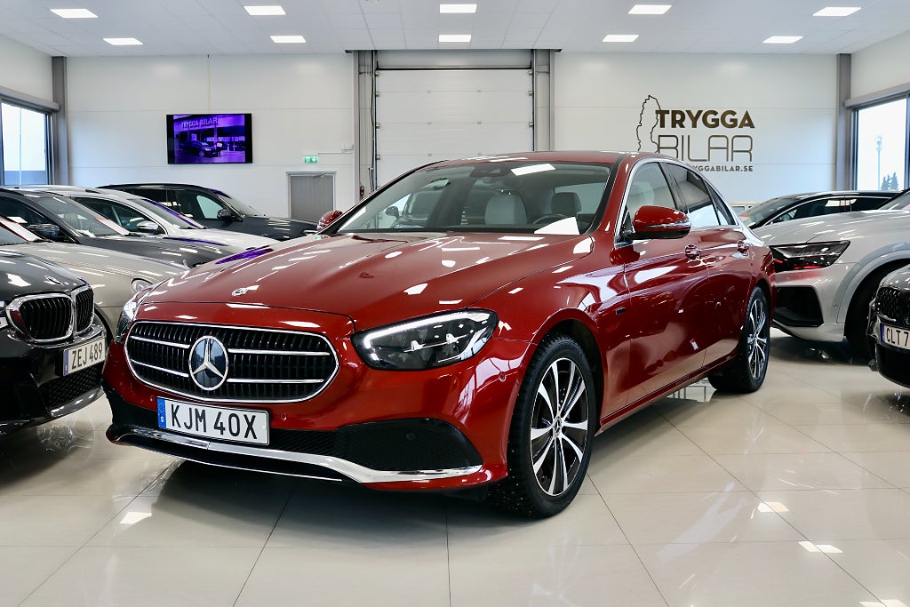 Mercedes-Benz E 300 e 4M/Avantgarde/GPS/B-kam/Värmare/Se Utr