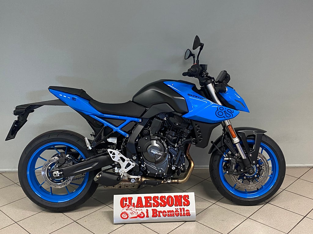 Suzuki GSX-8S 