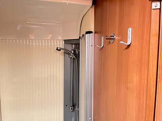Husbil-halvintegrerad Carado T 348 19 av 21