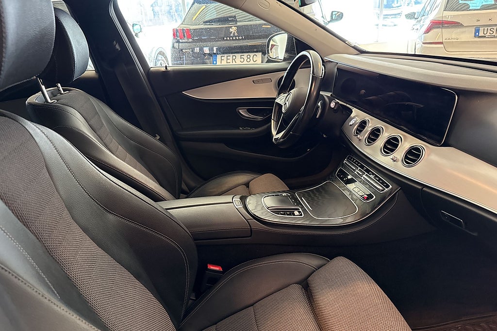 Mercedes-Benz E 300 T de 4MATIC 9G-Tronic Avantgarde Dieselhybrid Moms miniatyr 12
