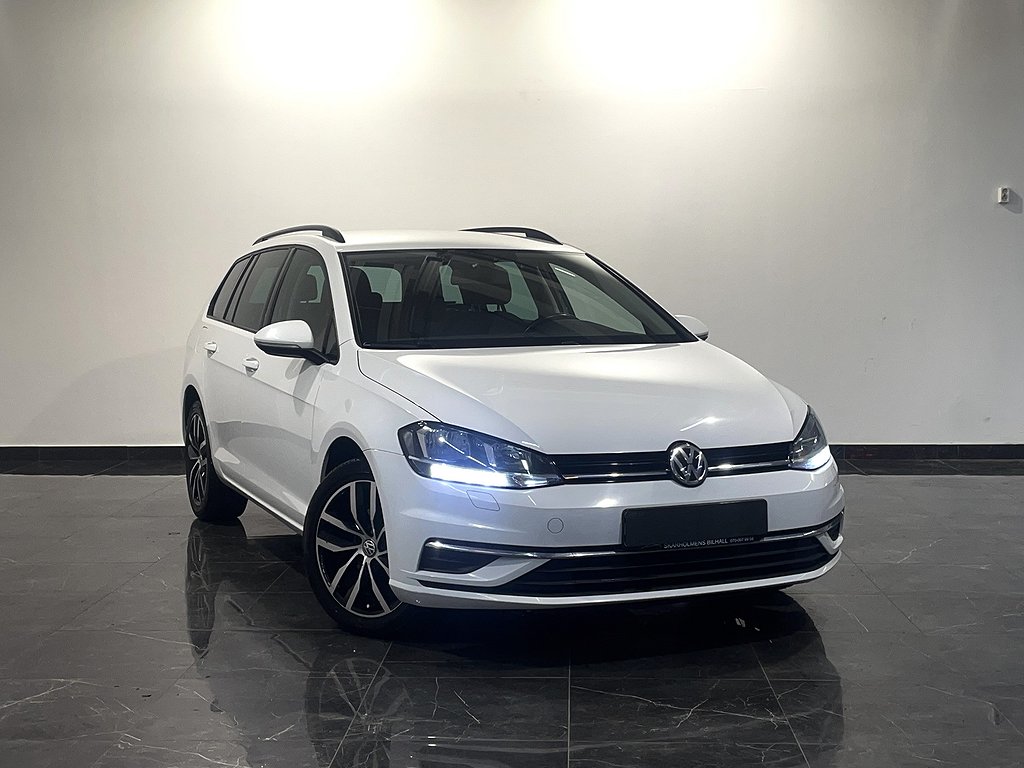 Volkswagen Golf SPORTS KOMBI 1.6 TDI  AUTO D-VÄRM B-KAM SVENSK