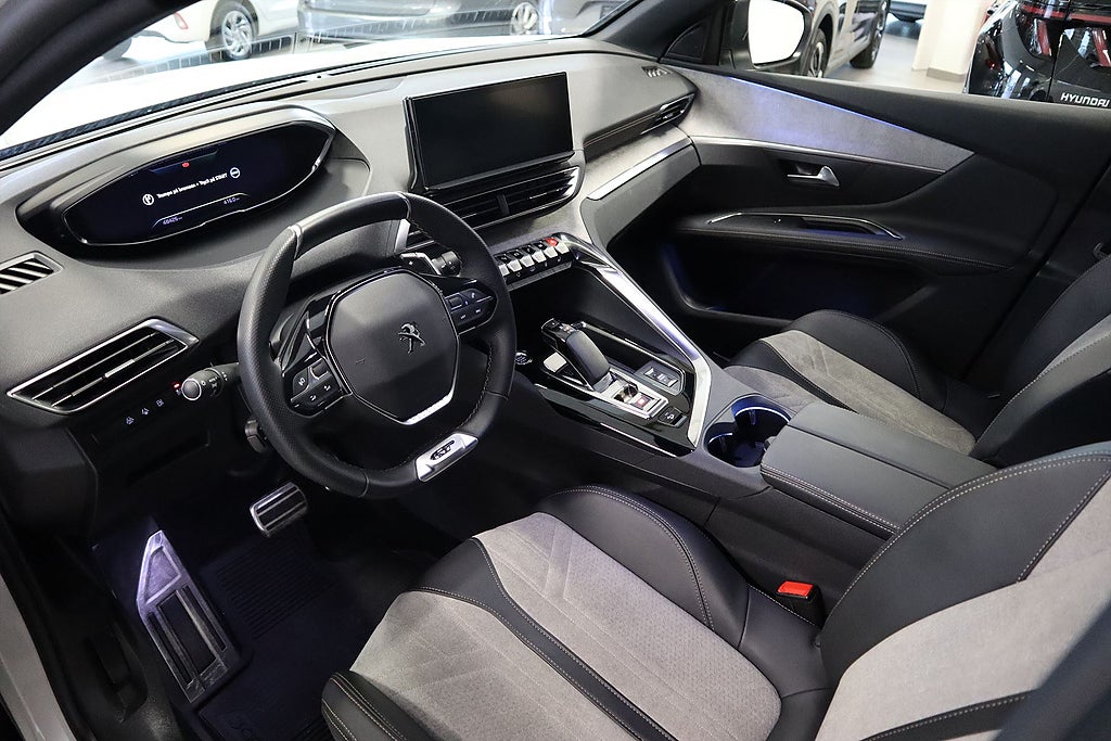 Bild på Peugeot 3008 GT Hybrid 4 300hk 4WD - BACKKAMERA