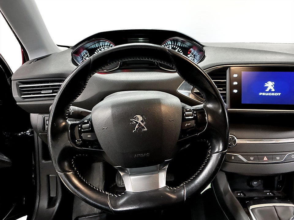 Bild på Peugeot 308 SW Classique 1.6 BlueHDi 120hk BACKSENSORER