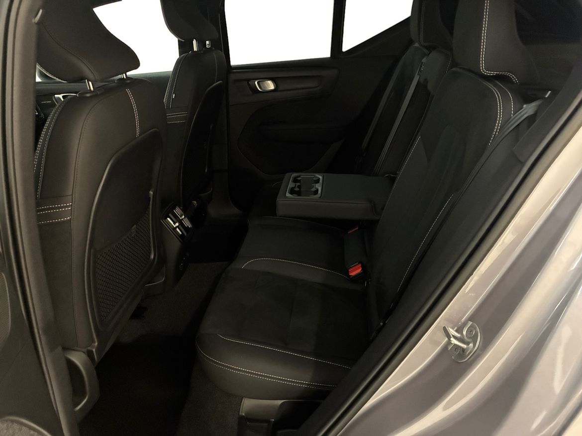 Volvo EX40 Ultra 2026, bild 7/10