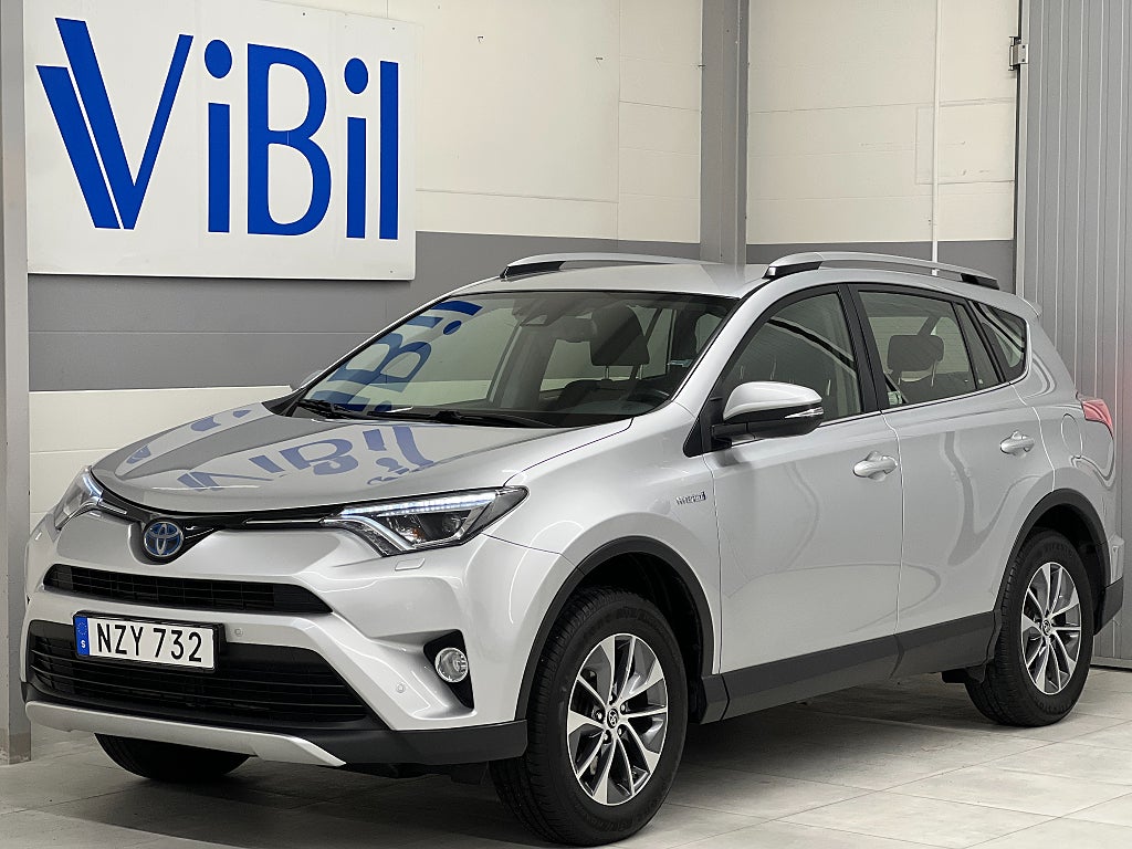 Toyota RAV4 Hybrid 2.5 Dual AWD-i E-CVT Active DRAG/KAMERA/KEYLESS